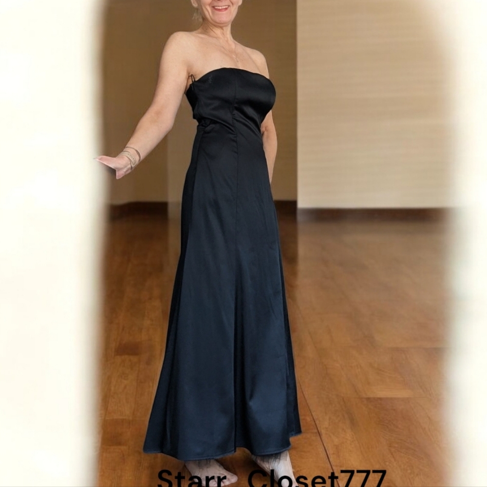 Jessica McClintock long black strapless gown tulle hem 10 Petite Vintage Strappy